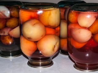 Recepten voor perzik- en appelcompote
