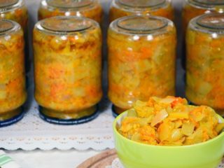 Insalata del Danubio con cetrioli per l'inverno: una ricetta classica