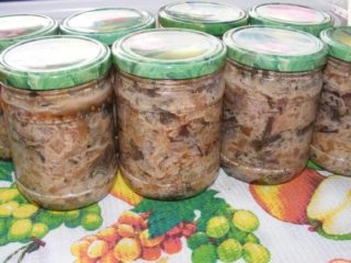 Žiemai baklažanų salotos su majonezu