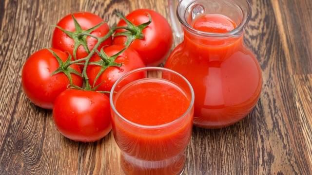 Tomato juice para sa taglamig